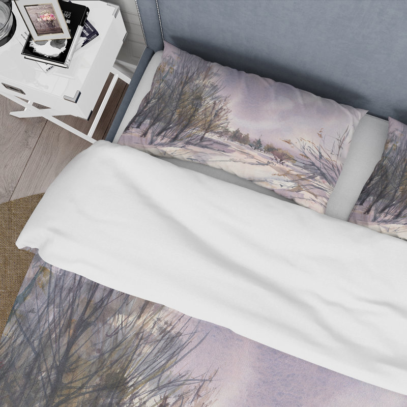 Paysage d'hiver avec des tons de neige mauves - Ensemble de housse de couette traditionnel - Microfibre de polyester