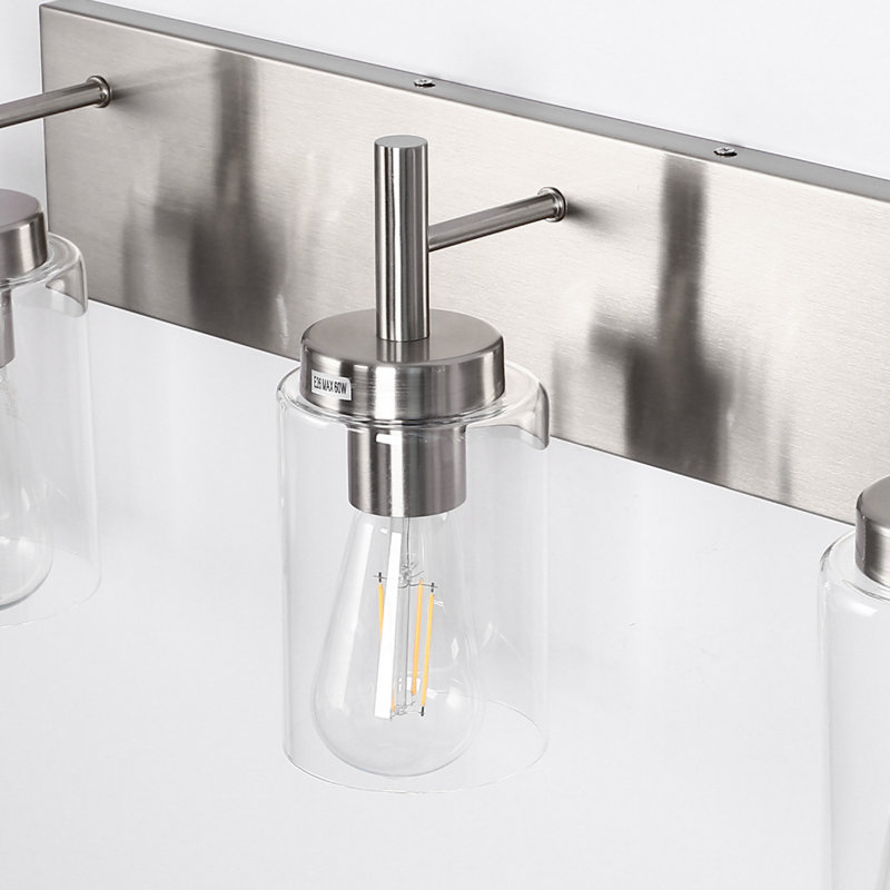 Éclairage pour salle de bain 3 lumières en nickel brossé avec abat-jour en verre transparent Sherron