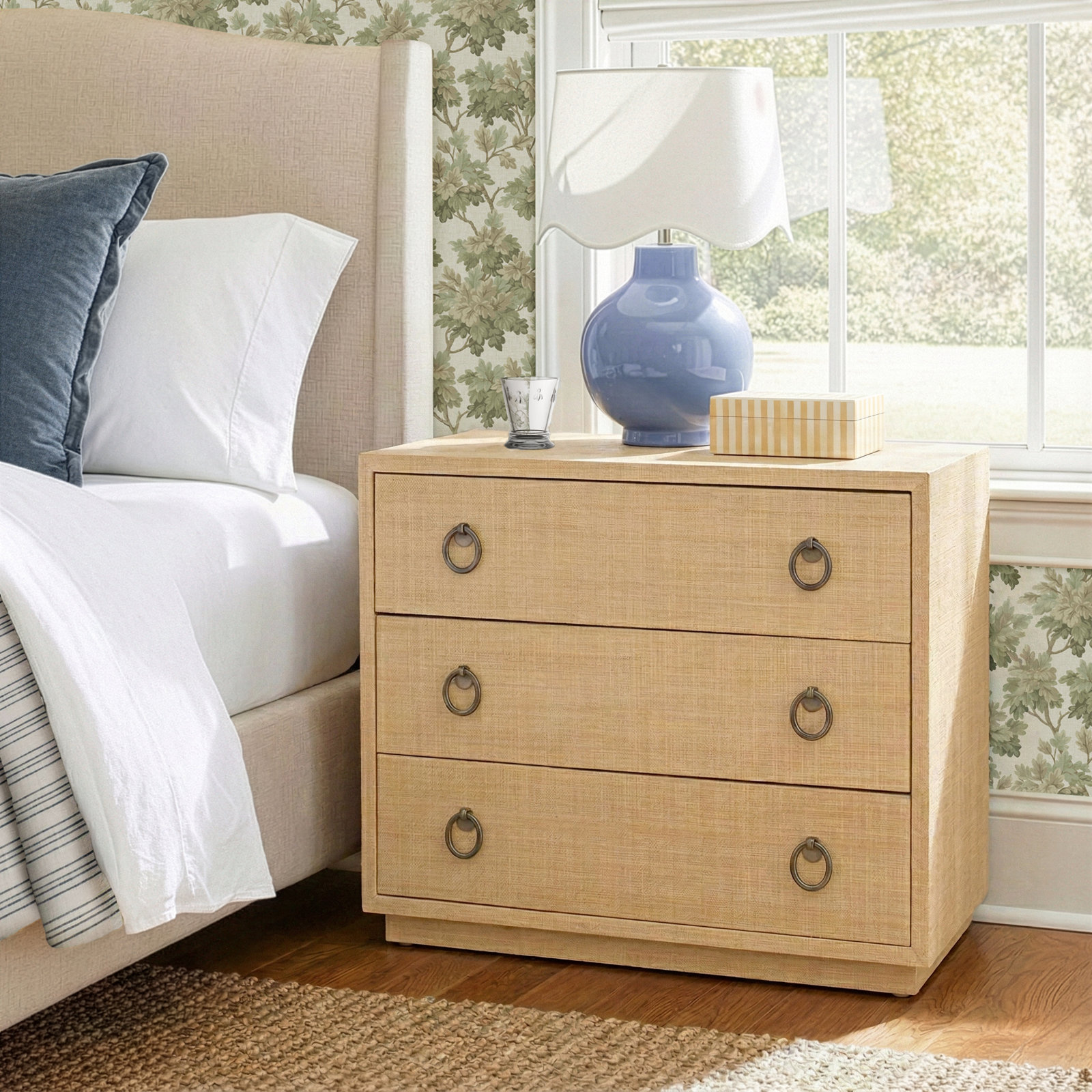 Caterina 3-Drawer Oak Nightstand