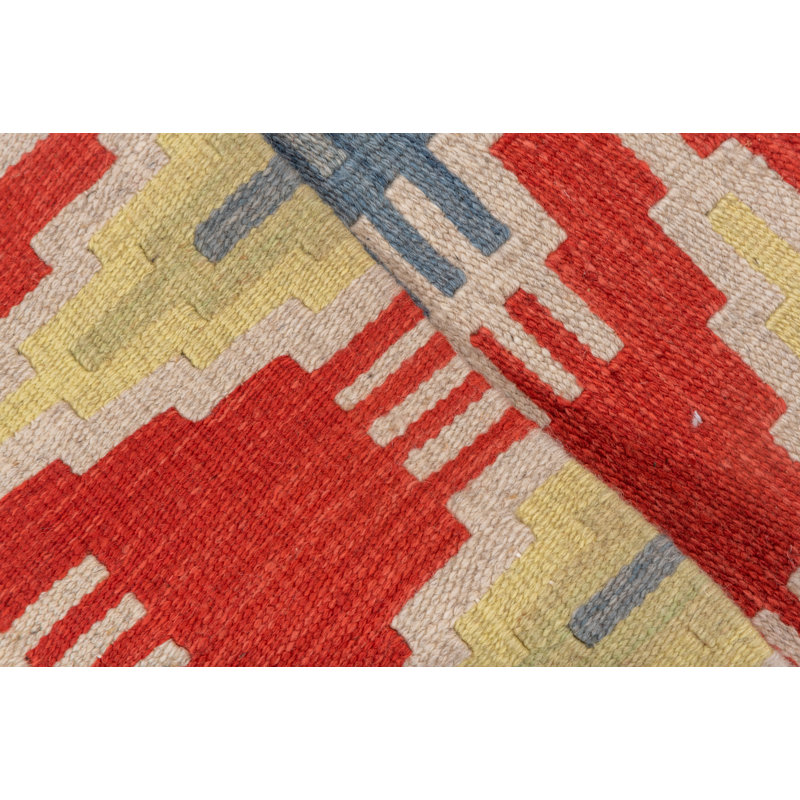 70377 Kilim