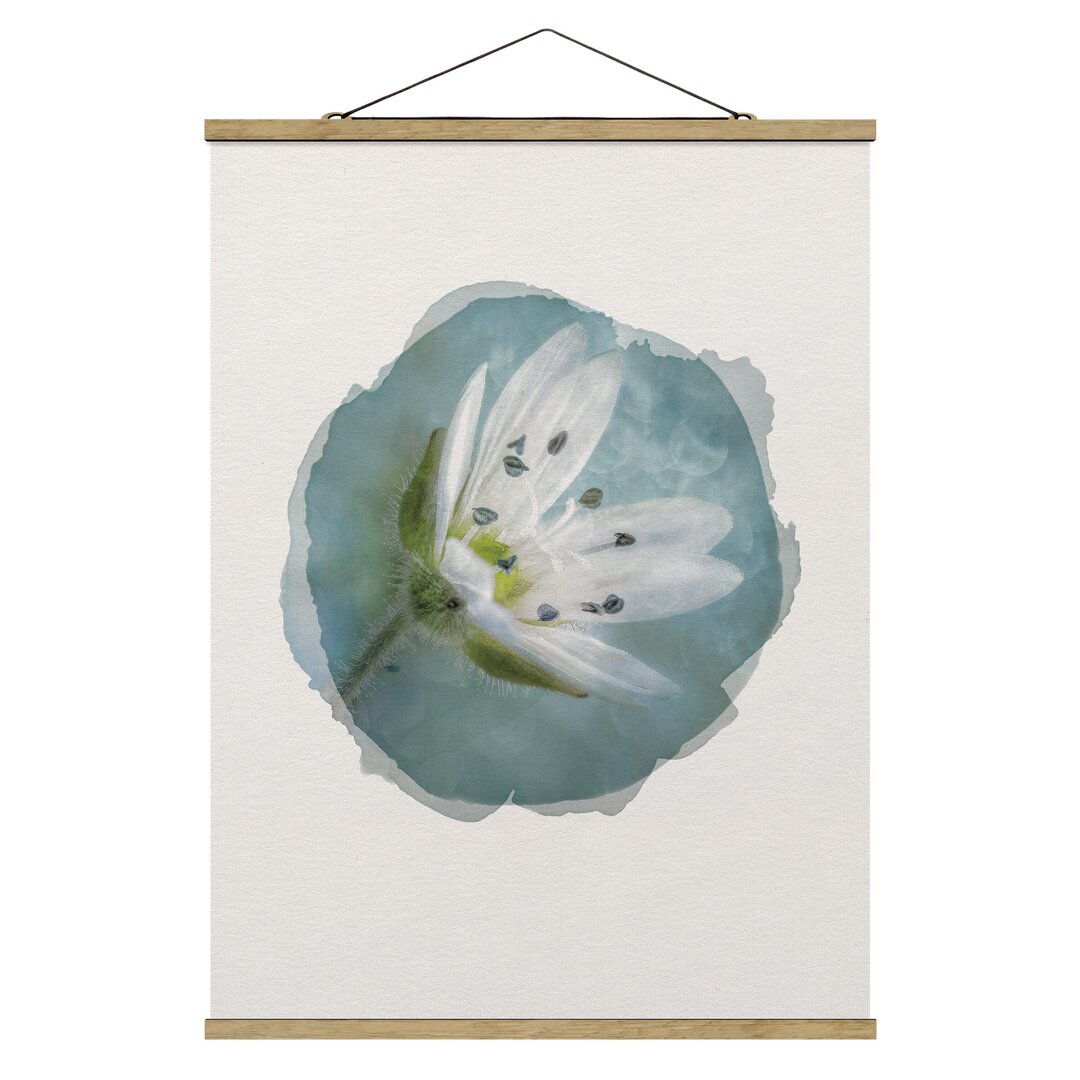 Grafikdruck White Flower on Blue