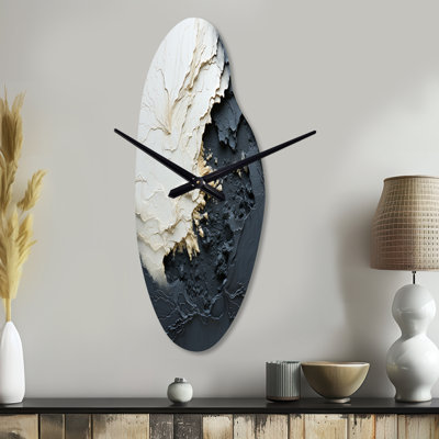 Damariya, minimalisme, peinture en noir et blanc, vague III - horloge murale côtière asymétrique en métal, horloge murale incurvée crème