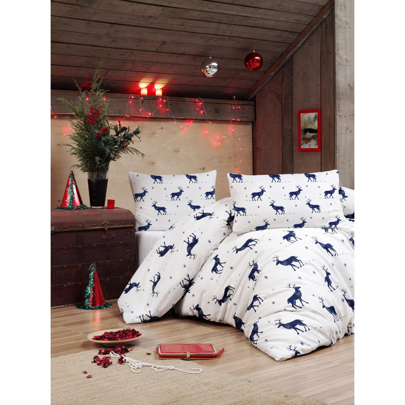 Ensemble de housse de couette double Christmas, bleu foncé et blanc, 78,7 po x 78,7 po | 65% coton / 35% polyester, lavable à la machine, 120 fils | Comprend 2 taies d'oreiller (31,5 po x 31,5 po) et une élégante fermeture à boutons