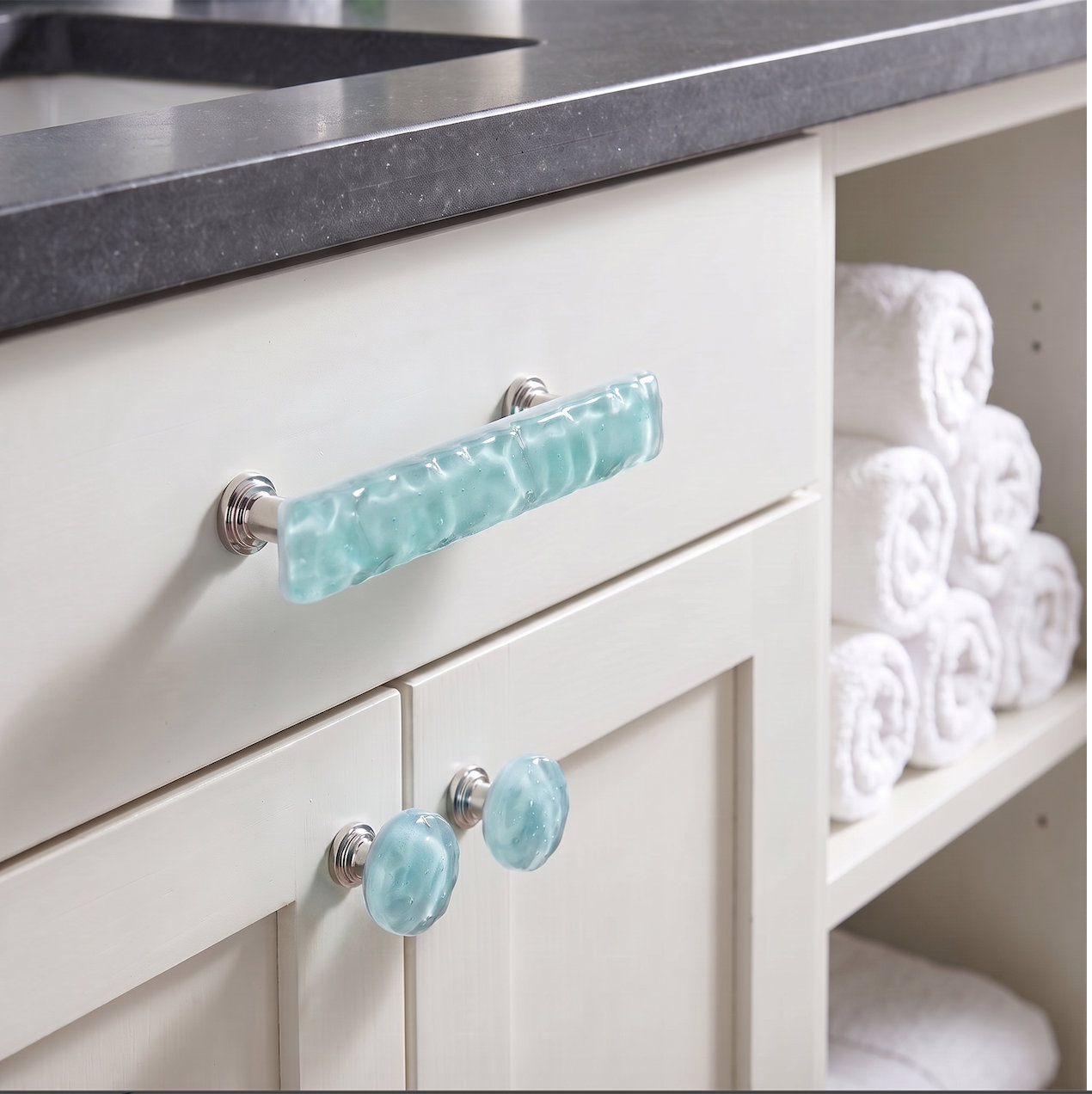 Skinny Glacier Bar / Handle Pull Pull, Satin Nickel, Light Aqua
