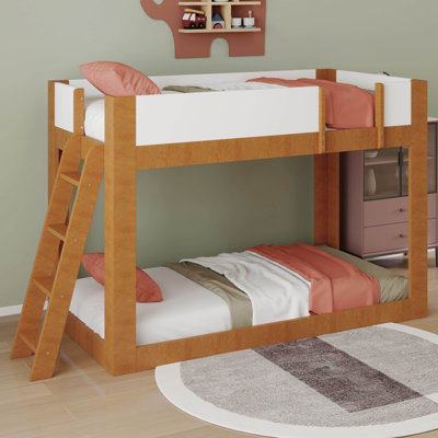 Lit superposé bas avec échelle réversible et garde-corps, structure de lits superposés en bois massif moderne, lits superposés peu encombrants pour les adolescents, dortoir de chambre à coucher