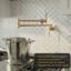 Robinet de cuisine mural moderne-132784661