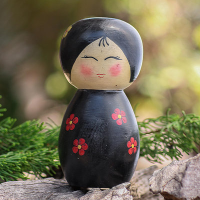 Aaren Figurines & Sculptures