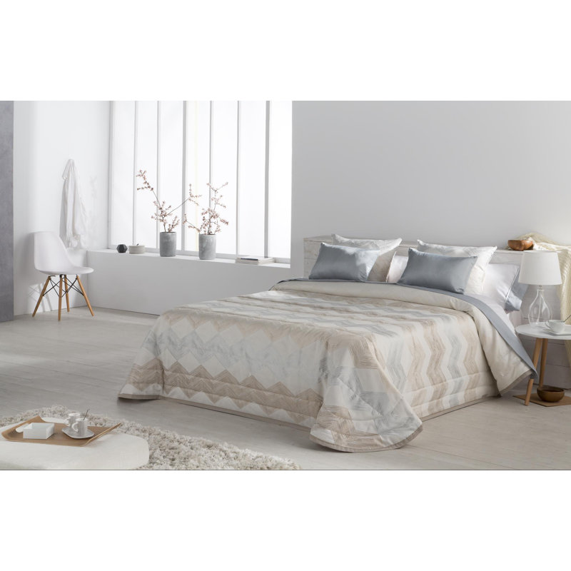 Orton Chevron / Zig Zag Bedspread