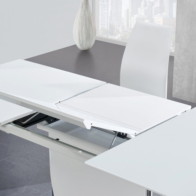 Seeley DINING TABLE