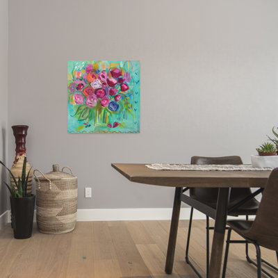 Pivoines roses contemporaines avec art floral bleu