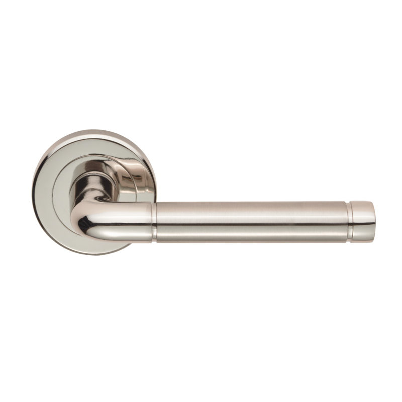 Quaranta Latch Door Handle