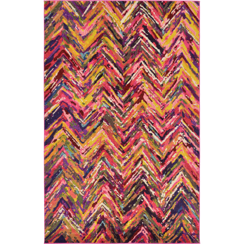 Tapis rose / jaune / mauve à motif de chevrons Eddins, Rectangle 7 pi 1 po x 10 pi
