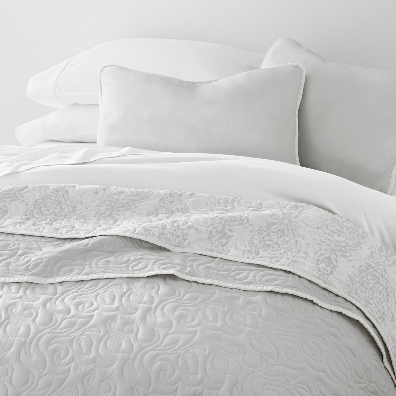 Becky Cameron Damask Quilt, Light Gray, Queen Quilt + 2 Standard Shams