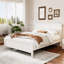 Lit plateforme Mid-Century en bois avec tête de lit et lattes en bois-114265489-114265486