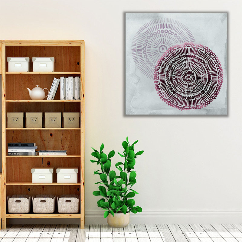 Berry Mandalas I - reproduction d'art sur toile, H 30 po x l 30 po