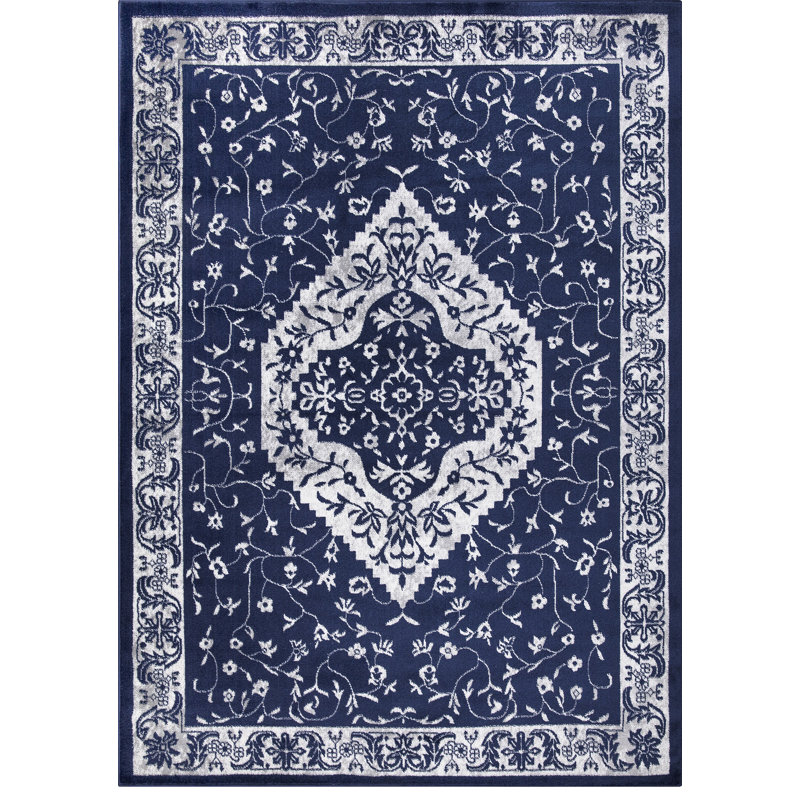Keynes Pearl marine marocaine Heriz marine, Rectangle 7 pi 10 po x 9 pi 10 po