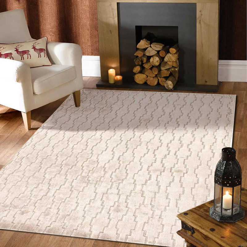 Jaiona One-of-a-Kind Rectangle 4'1" X 6'2" Hand Loomed Area Rug