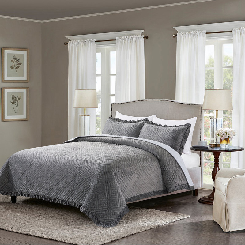 Modern & Contemporary Quilt, Queen Quilt + 2 Queen Shams, Dark Gray