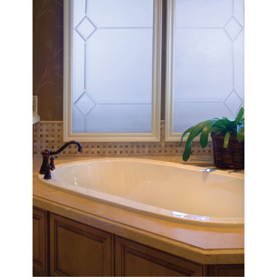 Liliana 66'' L Whirlpool Bathtub