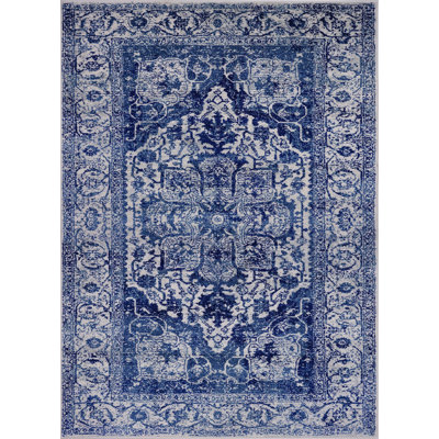 Henneman Oriental Indoor Rug
