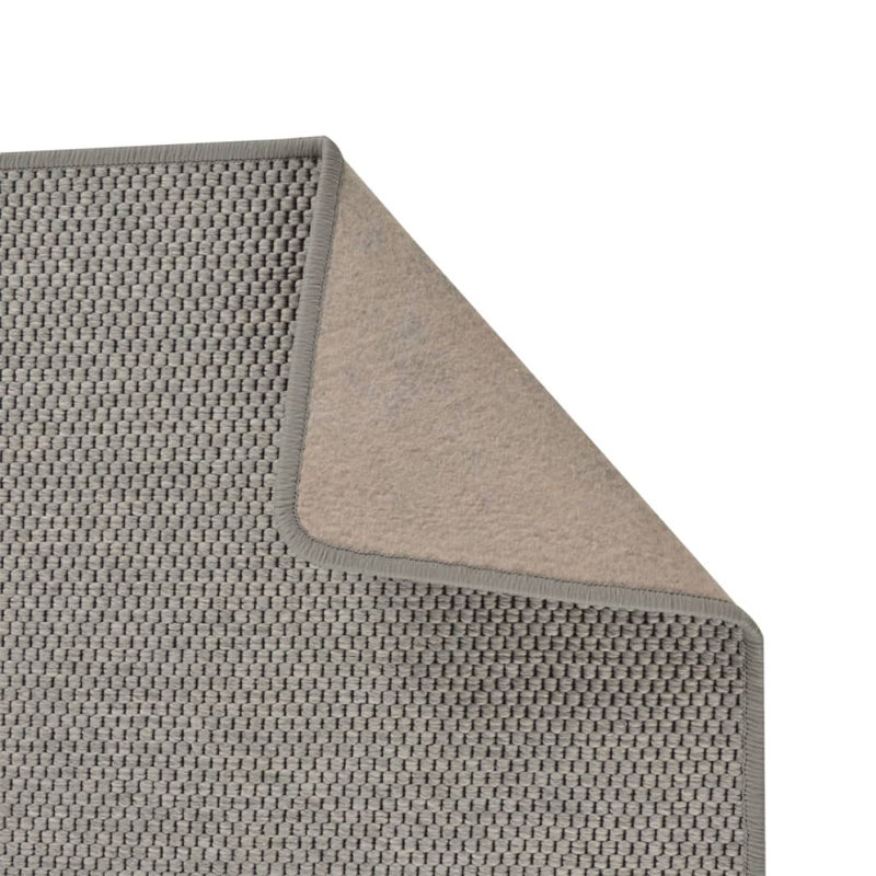 If you're looking for a carpet that is both elegant and practical, this carpet runner is your perfect choice!