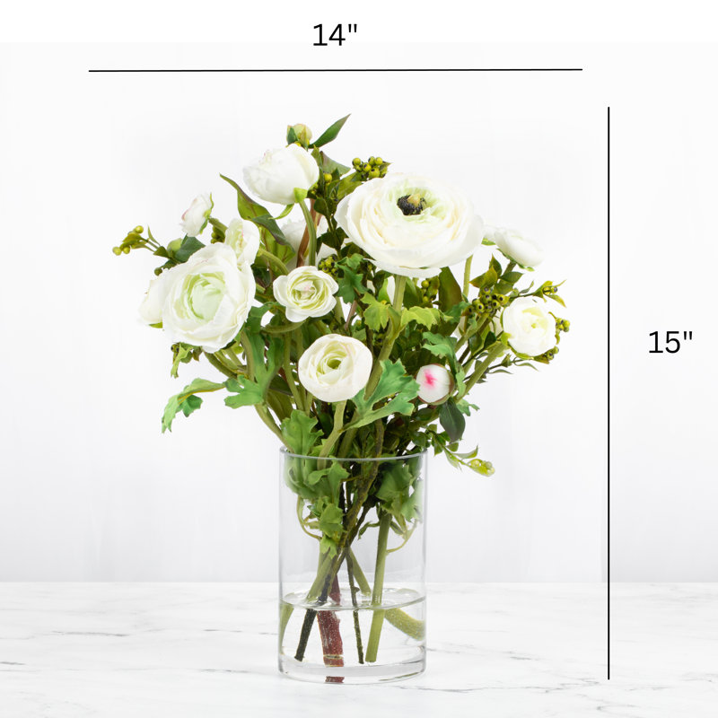 Ranunculus Centerpiece in Vase