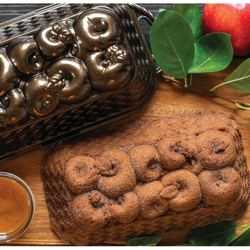Nordic Ware Non-Stick Apple Basket Loaf Pan