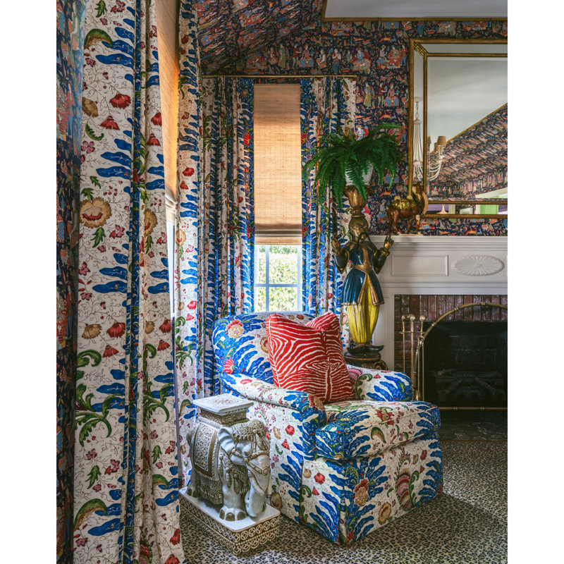 La Menagerie Shalimar Toile Paper Roll, Navy/Red