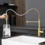 Robinet de cuisine contemporain en or brossé, escamotable, en acier inoxydable, pivotant à 360 ° pour une commodité classique à poignée simple, jet aéré et jet puissant