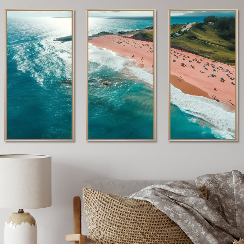 Vue aérienne de la plage bleue et rose IV - art mural plage et océan, Cadre flottant brun, H 32 po x l 48 po x P 1 po