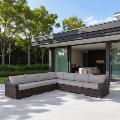 Fully Assembled 7-Piece Rattan Outdoor Sectional Seating Group With Cushions