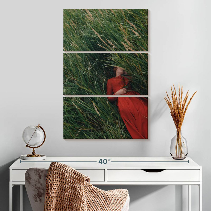 Leisha Woman In Red