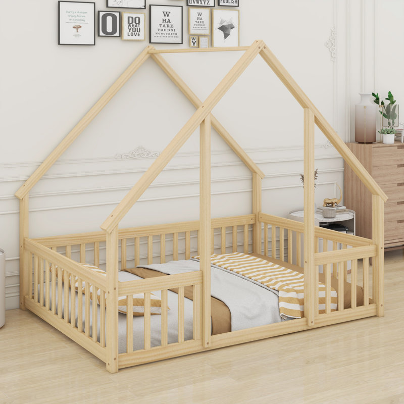 Lit de plancher en bois en forme de maison avec clôture, garde-corps, Naturel
