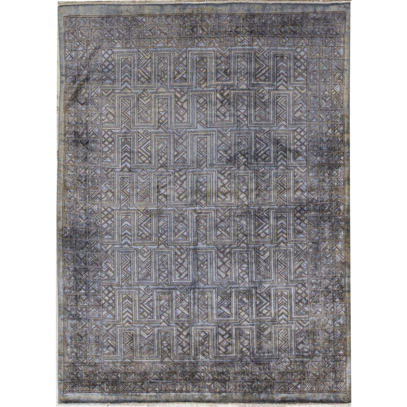 Wool Geometric Area Rug in Gray