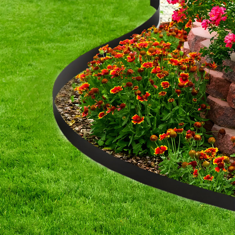106 cm W Border Fencing, 24 cm H x 106 cm W