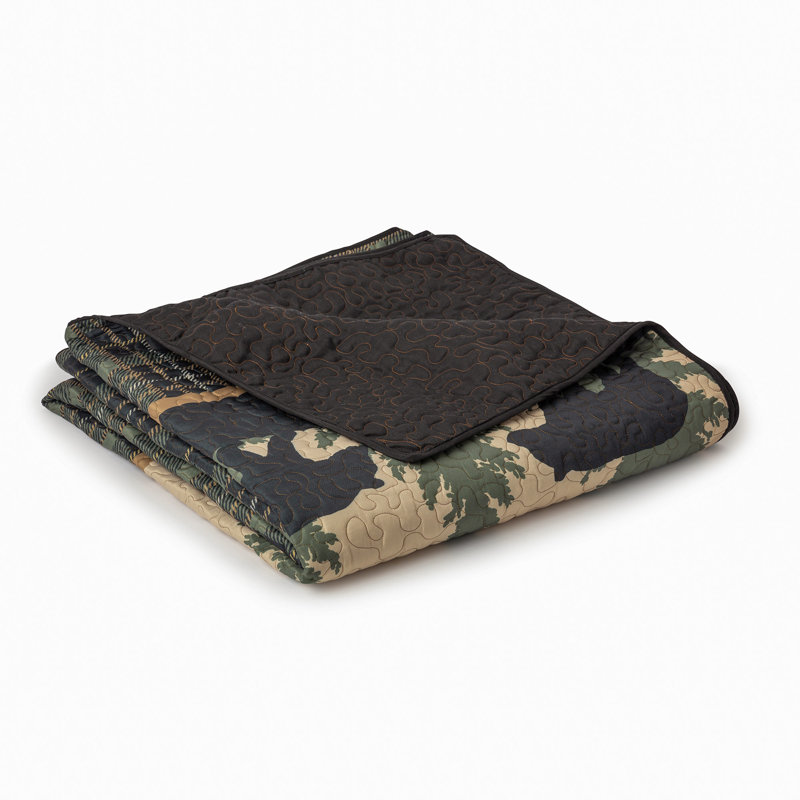 Donna Sharp Bear Walk Plaid Quilted Throw