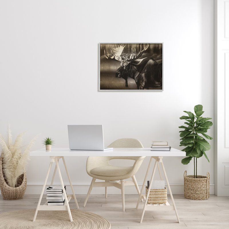 «Rustic Moose In Shadows Deep Forest Portrait Gray Farmhouse», estampe numérique encadrée, art texturé par Cole Johnson