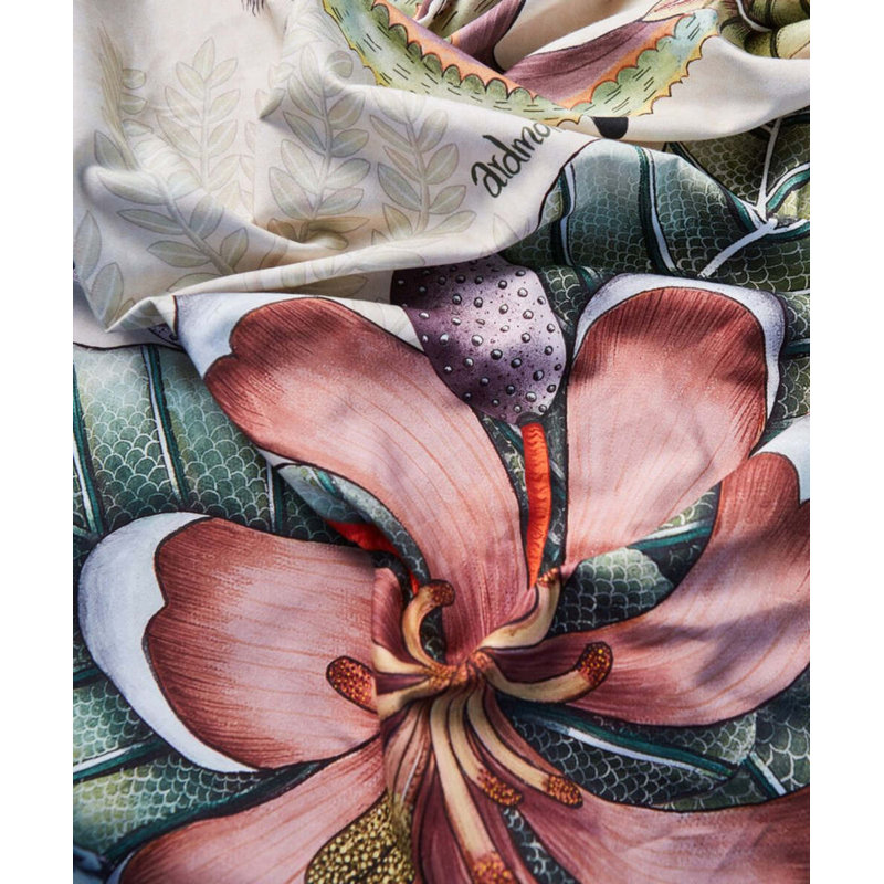 Ardmore Cotton Tablecloth, 94" Rectangle, Beige/Green