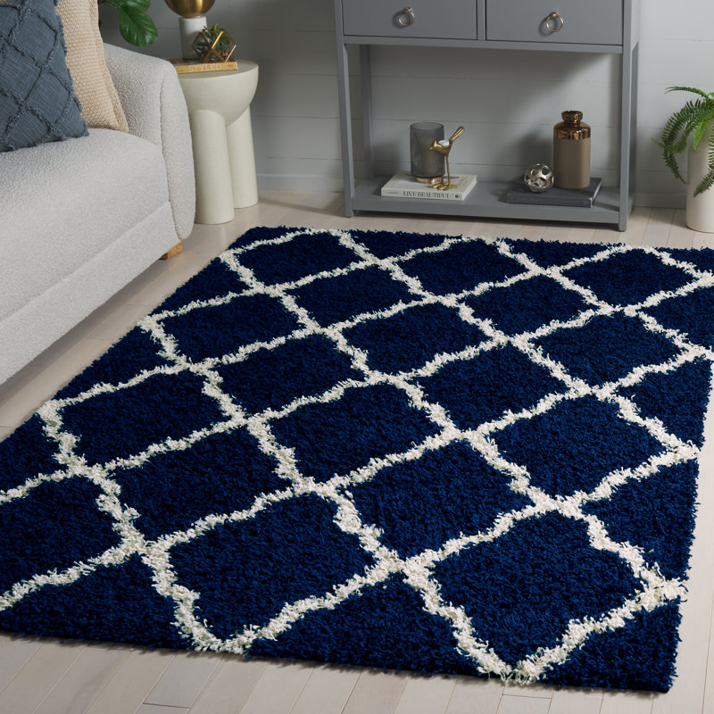 Tapis en polypropylène bleu marine / ivoire, Rectangle 5 pi 1 po x 7 pi 6 po
