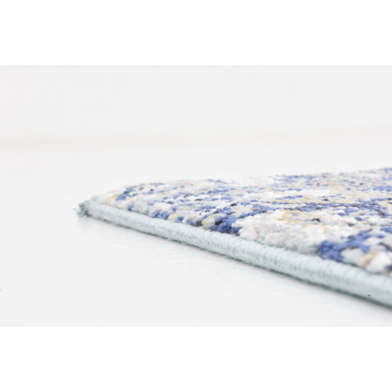 Mignonette Damask Indoor Rug, Runner 2'7" x 12'2"