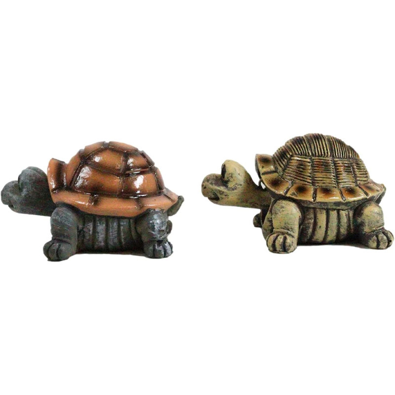 Figurines & Sculptures