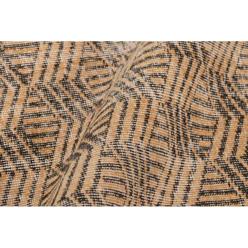One-of-a-Kind 5'2x8' Hand Knotted Area Rug
