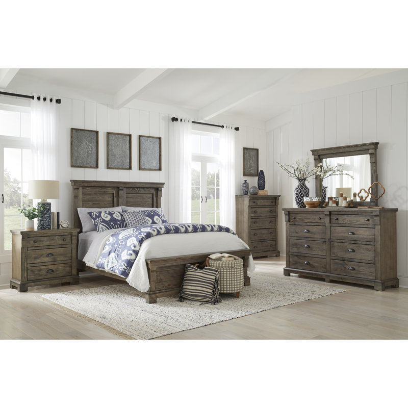 Weathered Gray Pine Queen Panel Bed with Headboard