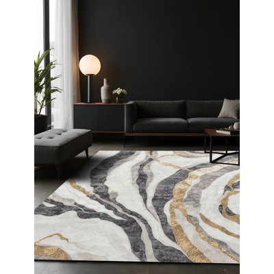 Tapis gris soyeux et moelleux