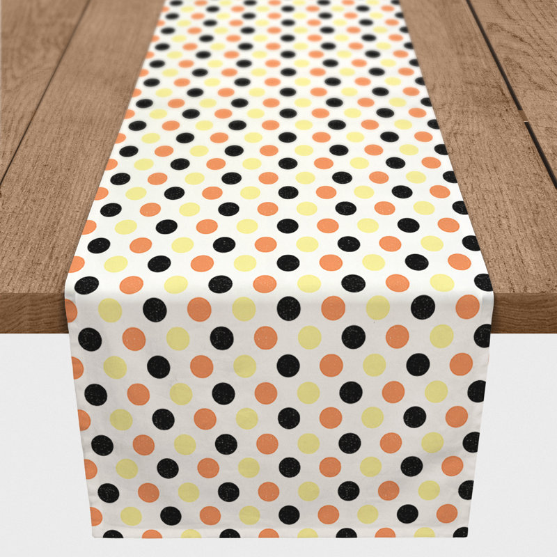 Chemin de table à pois, L 90 po x l 16 po