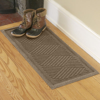 WaterHog® Diamonds 15 in. x 36 in. Indoor Outdoor Boot Tray