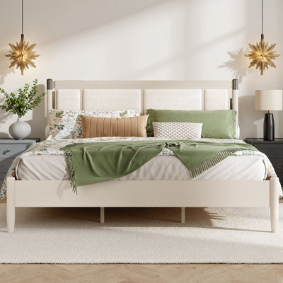 Très grand lit plateforme en bois massif avec tête de lit tapissier et poignées en métal, support robuste de 600 lb sans sommier, mobilier de chambre à coucher industriel moderne avec espace de rangement