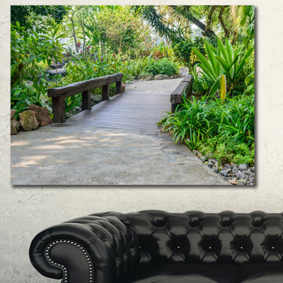 « stone chemin into jardin », reproduction de photo sur toile tendue