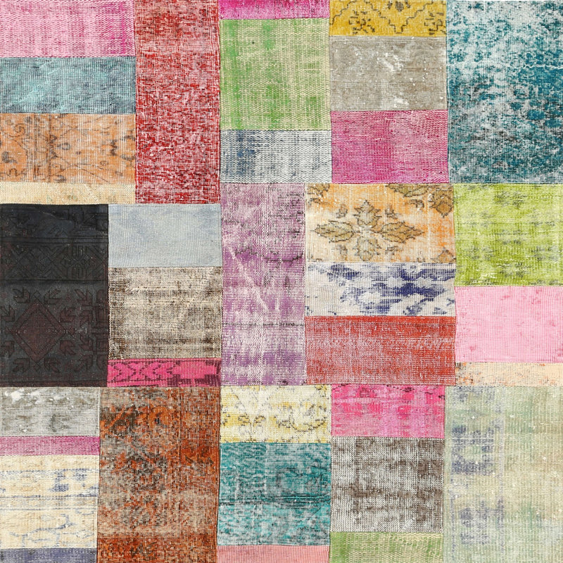 Tapis rouge/brun/bleu zone contemporaine, Carré 5 pi