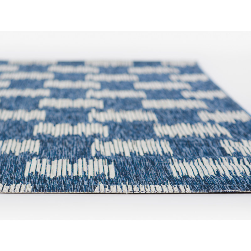 Geometric Indoor / Outdoor Rug, Rectangle 6'7" x 9'6"